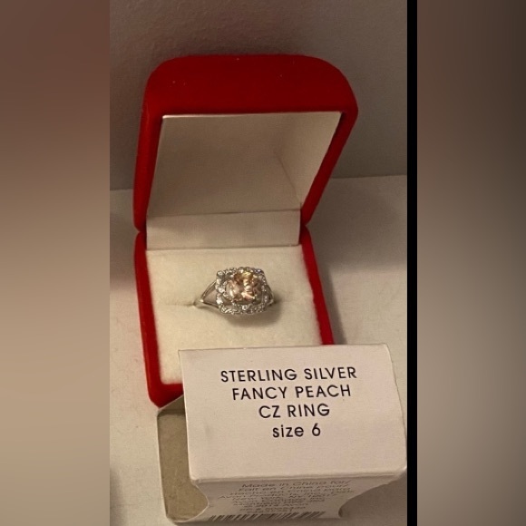 NEW AVON Sterling Silver Peach ring size 6 - Picture 3 of 5